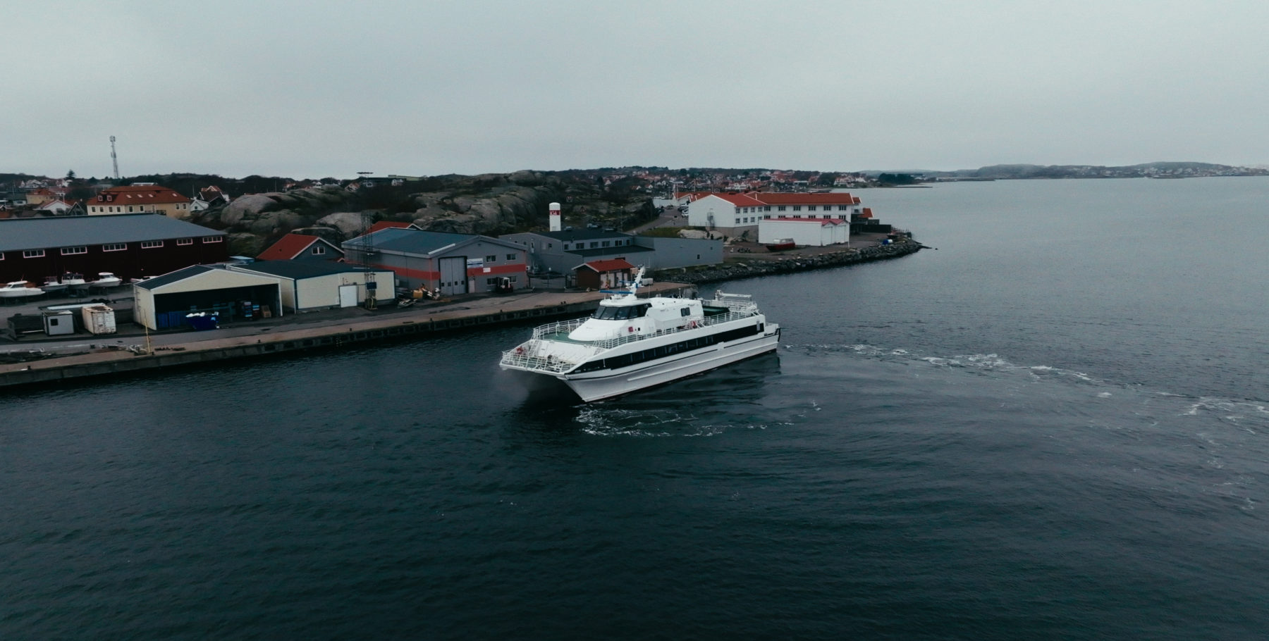 VolvoPenta_IPS_ProfessionalPlatform_Penta40_AerialView_Ockero_14_Original file VolvoPenta_IPS_ProfessionalPlatform_Penta40_AerialView_Ockero_14_Original file